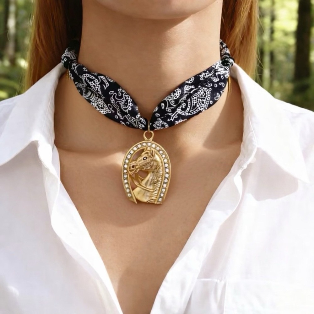 Western Bandana Horseshoe Adjustable Choker Necklace